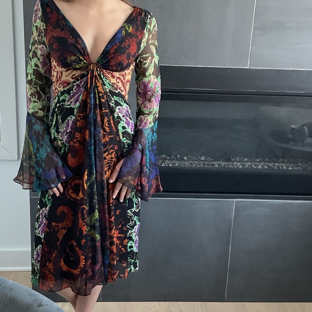 Authentic Dian Von Furstenberg silk dress, vintage, size 4. Excellent condition.